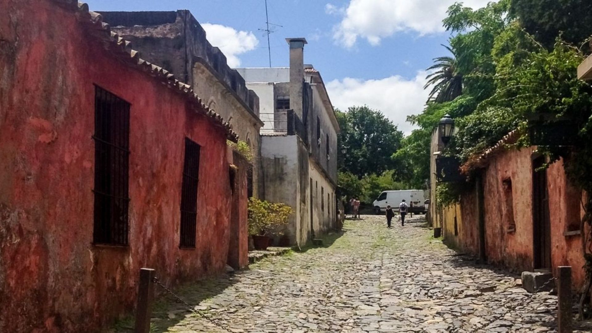 Colonia del Sacramento vacation Colonia del Sacramento vacation how to save money traveling