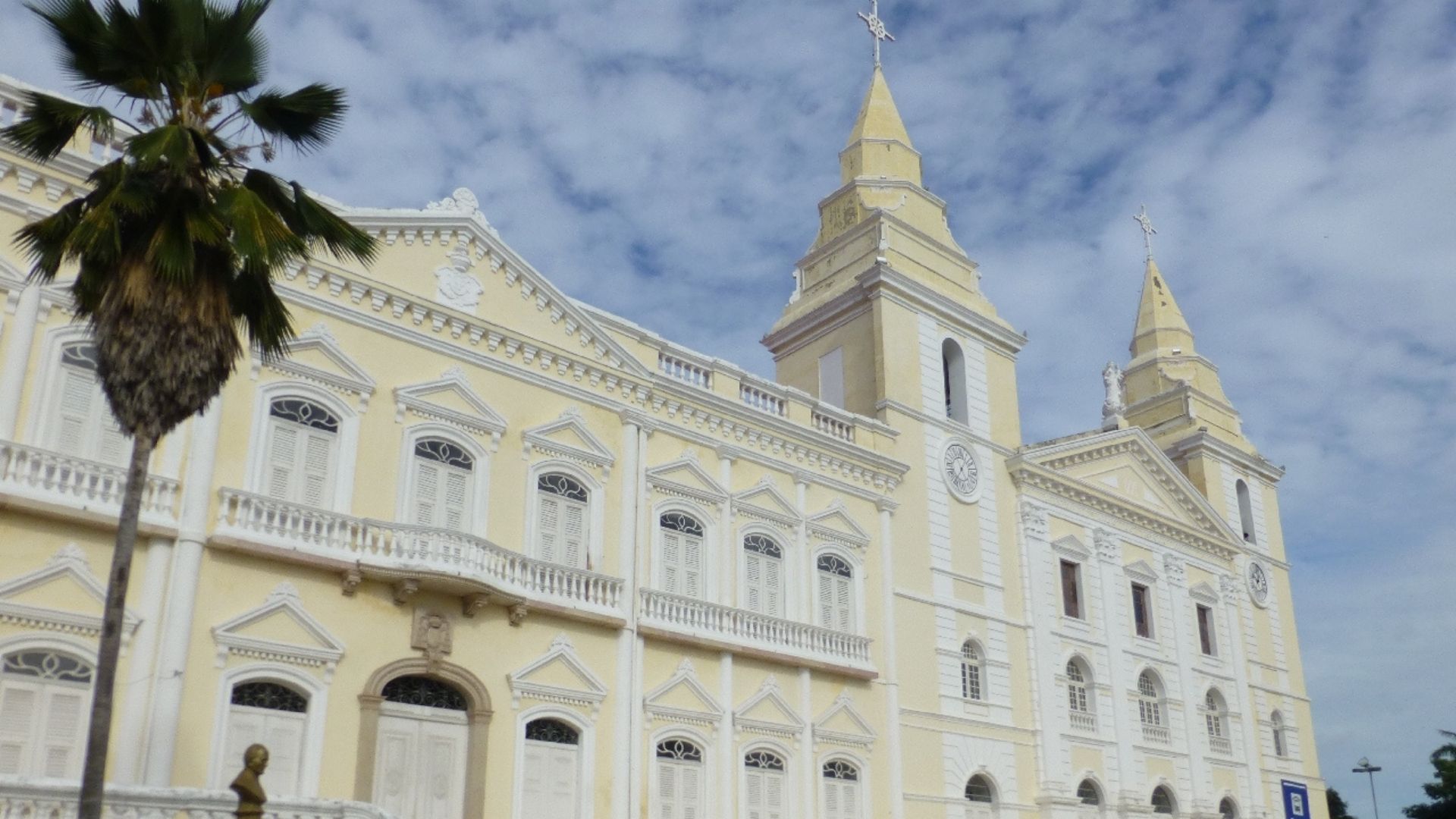 cheapest destinations in South America (3) Sao Luis affordable vacation spots